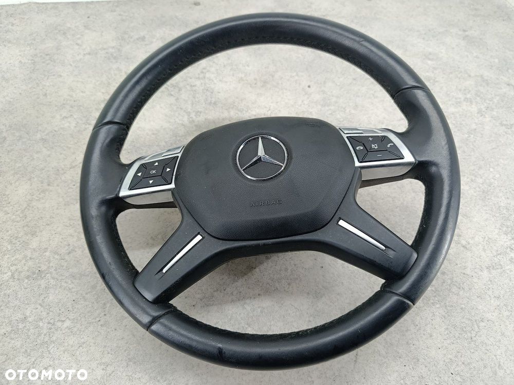 KIEROWNICA Z PODUSZKĄ MERCEDES-BENZ KLASA C W204 - 1