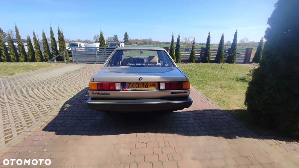 Volkswagen Passat - 3