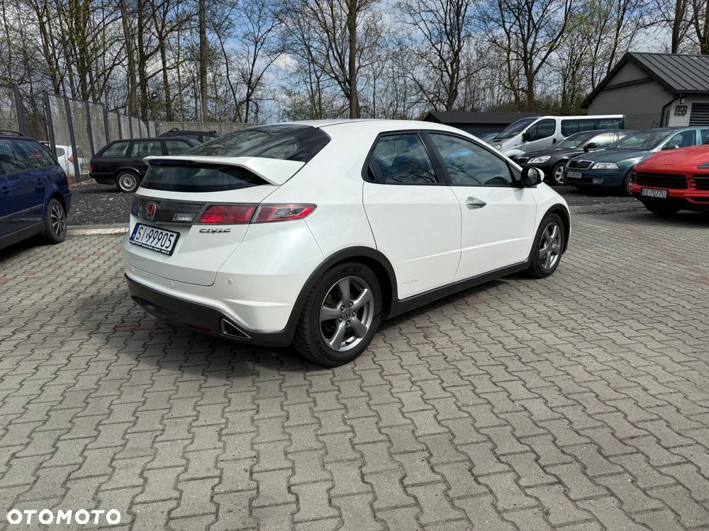 Honda Civic 1.8i-VTEC Sport - 6