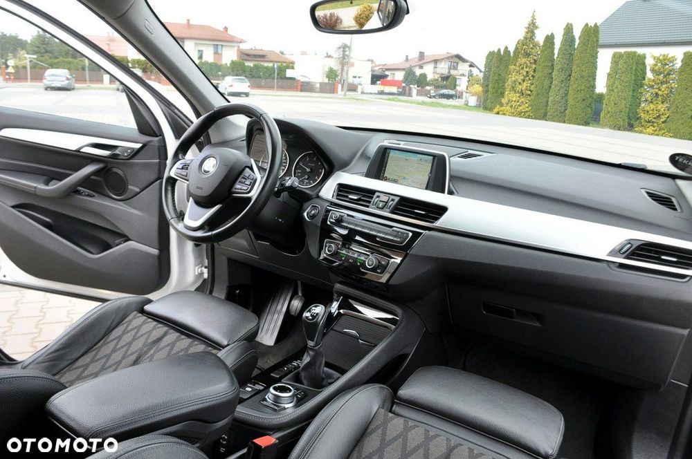 BMW X1 - 24