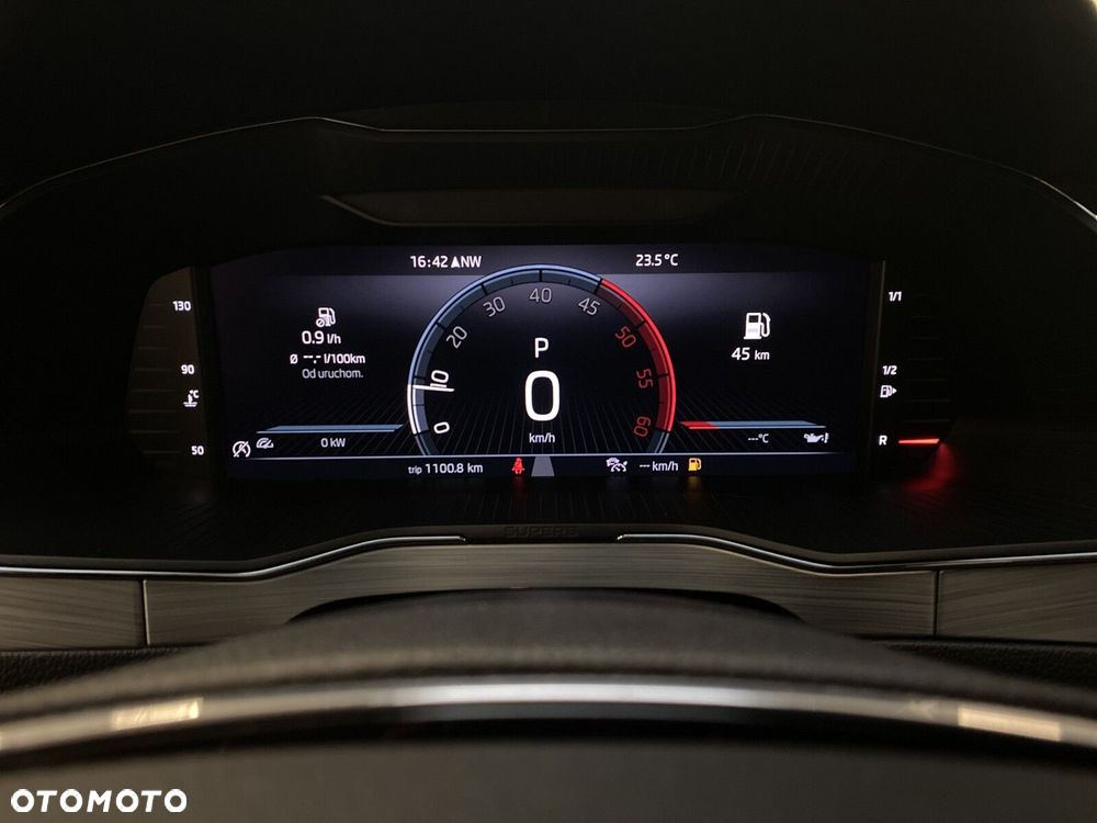 Skoda Superb 2.0 TDI SCR Ambition DSG - 28