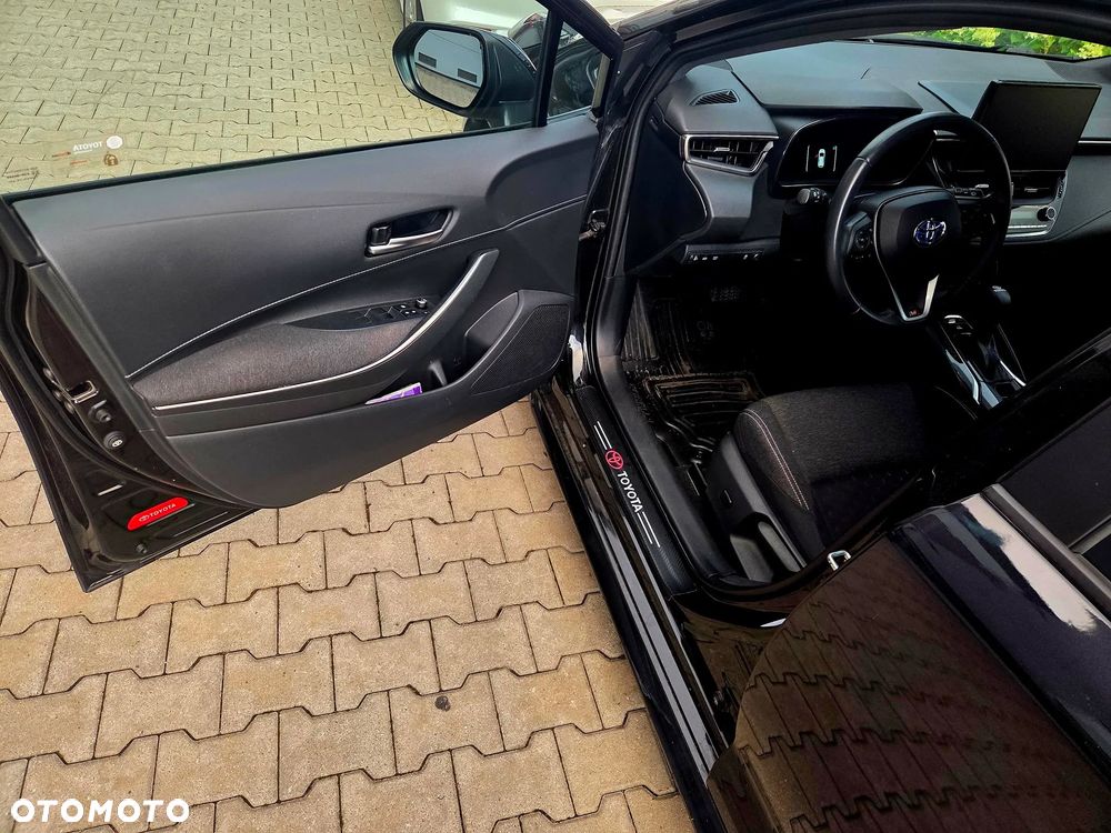 Toyota Corolla 1.8 Hybrid Comfort - 10