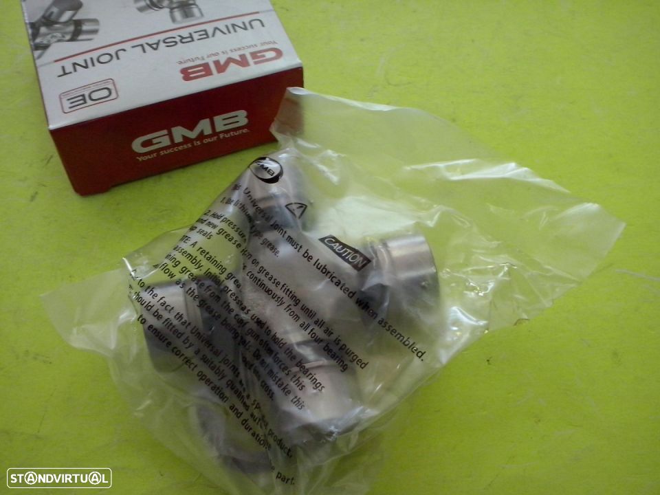 Cruzetas do veio da transmissão UMM Novas - 1