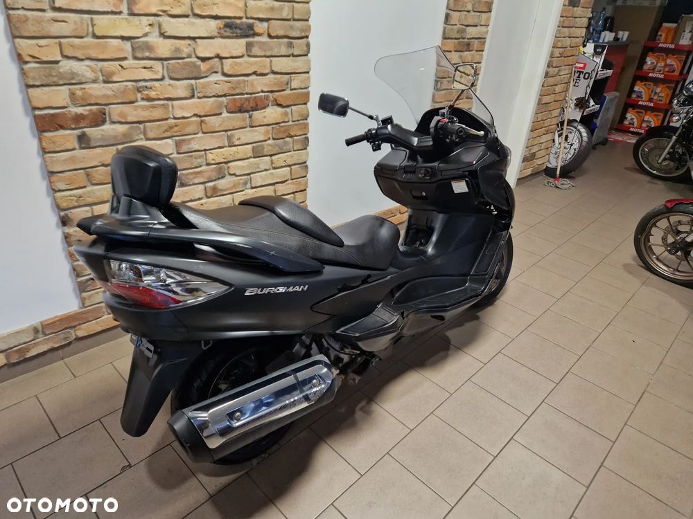 Suzuki Burgman - 3