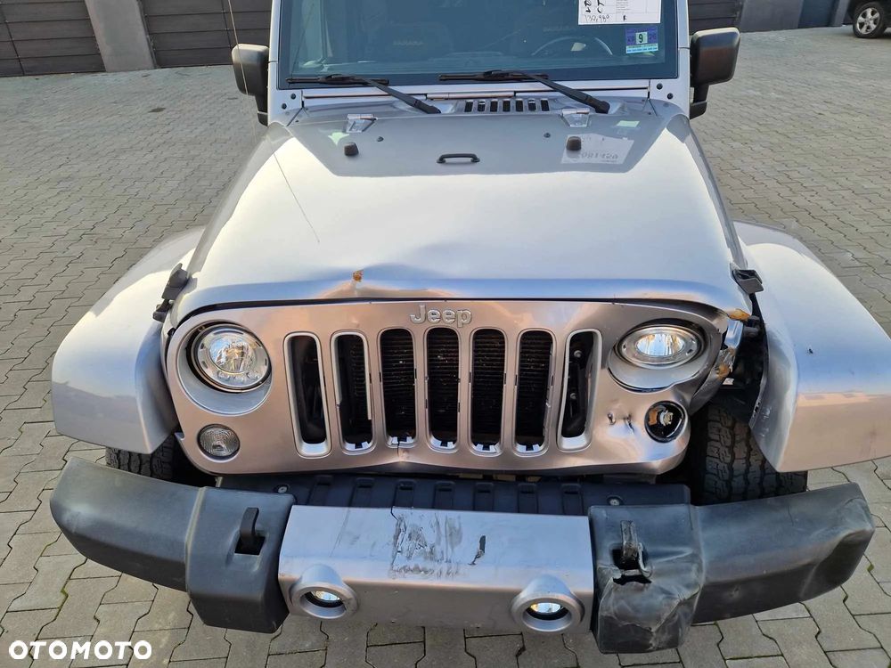 Jeep Wrangler Unlimited Hard-Top 3.6 Automatik Sahara - 14