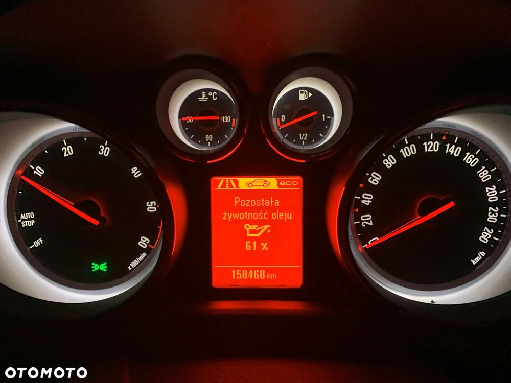 Opel Astra 1.6 CDTI Executive - 19