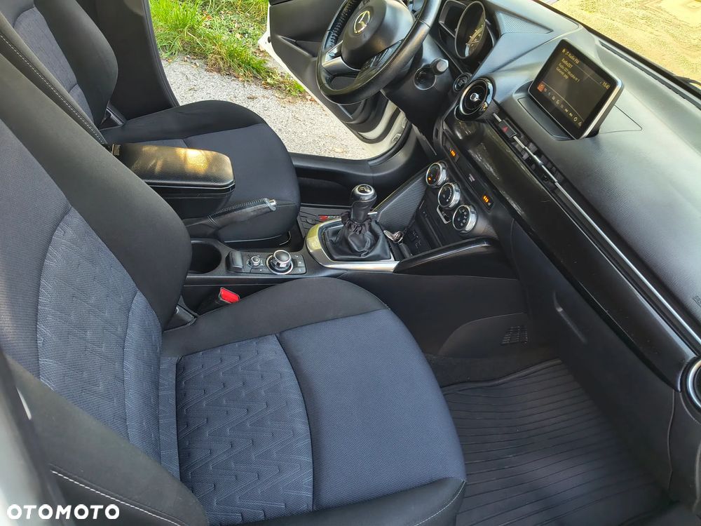Mazda 2 - 21