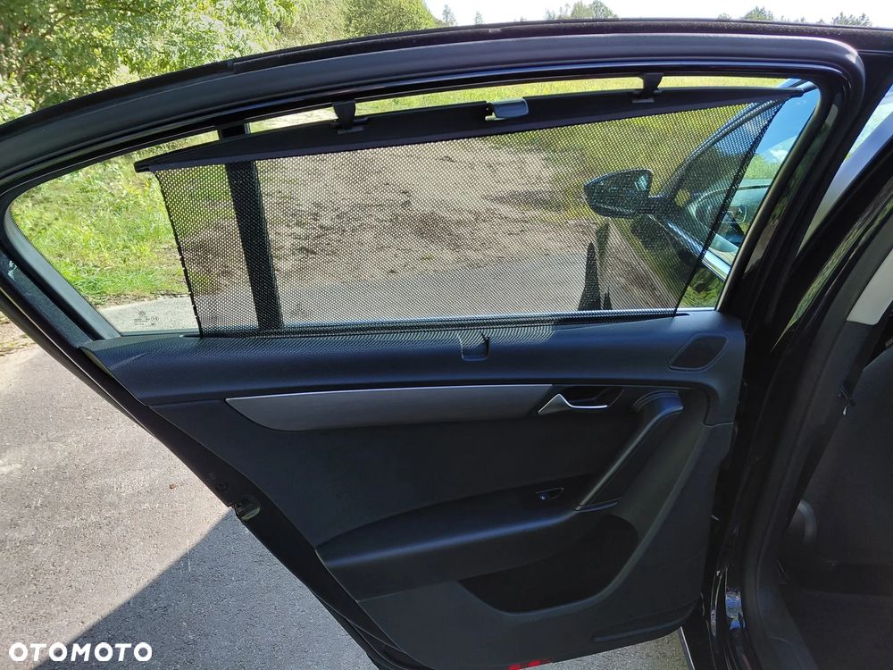 Volkswagen Passat 2.0 TDI Comfortline DSG - 20