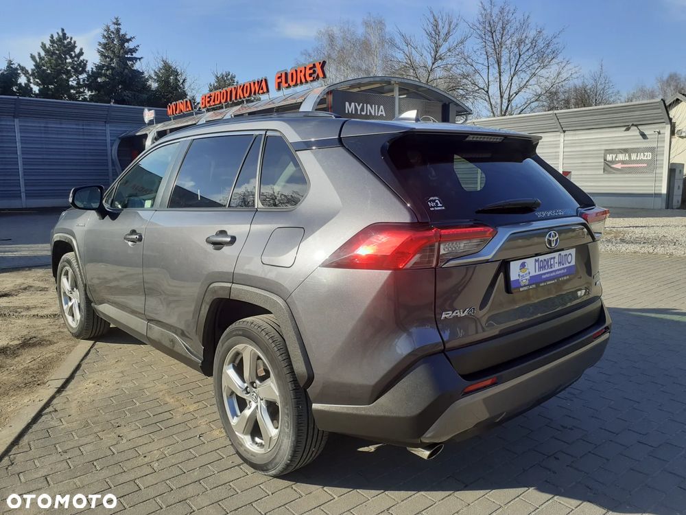 Toyota RAV4 - 3