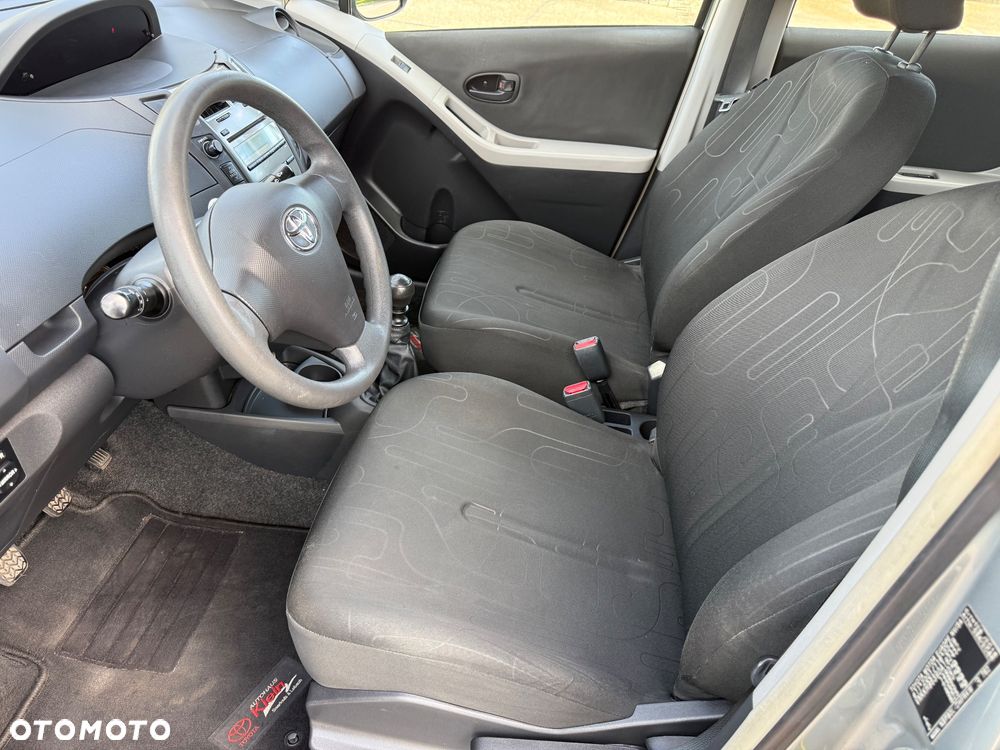 Toyota Yaris 1.33 VVT-i Cool - 15