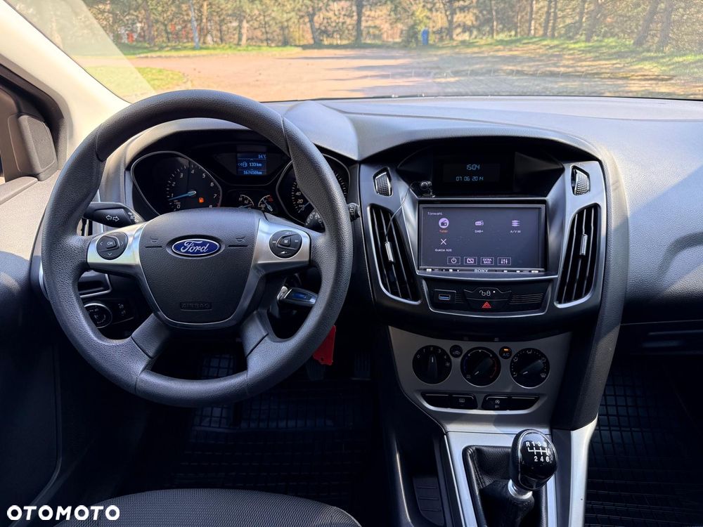 Ford Focus - 16