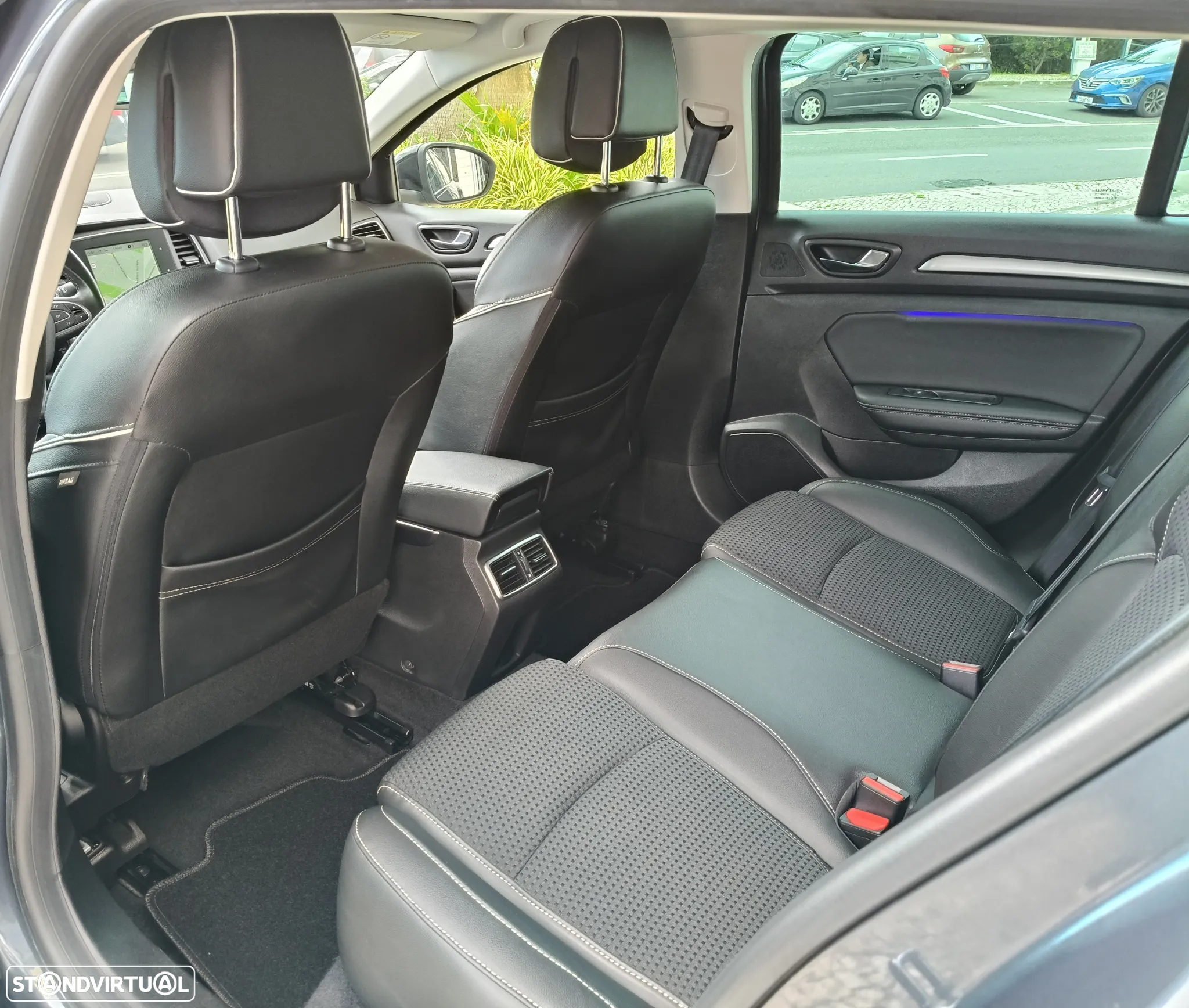 Renault Mégane Sport Tourer 1.5 Blue dCi Bose Edition - 27