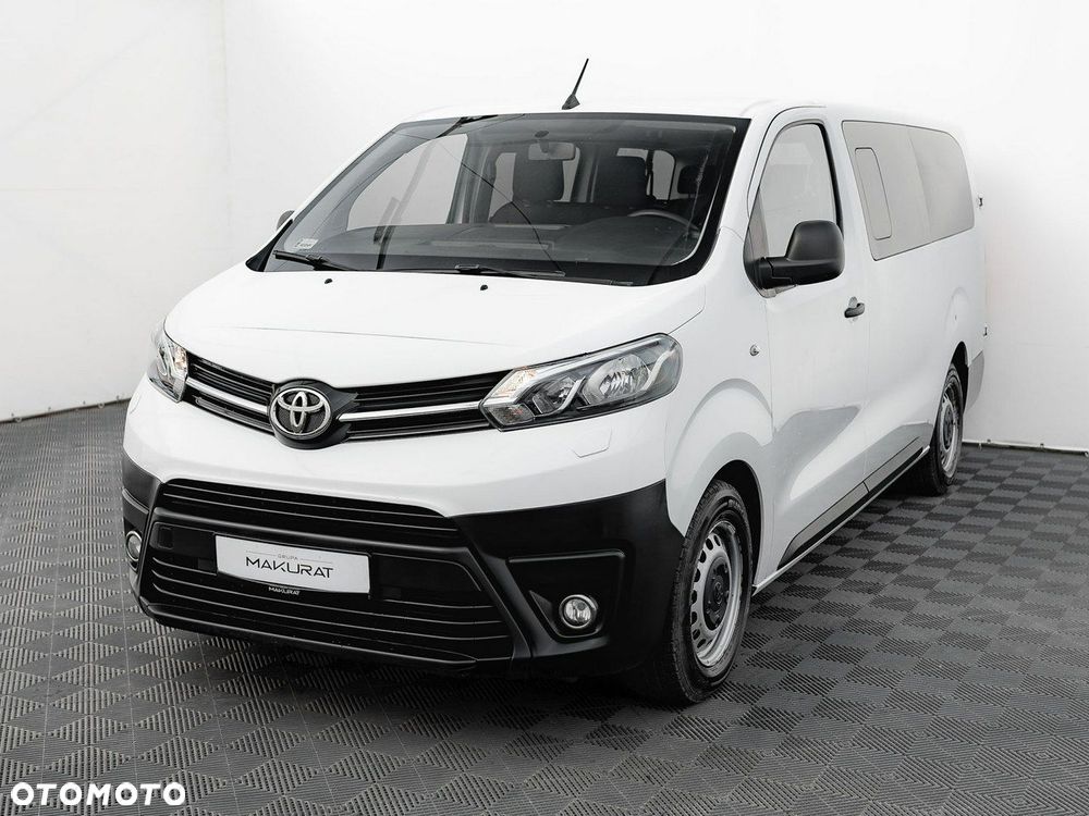 Toyota ProAce Kombi 2.0 D-4D Long 2,8t - 3