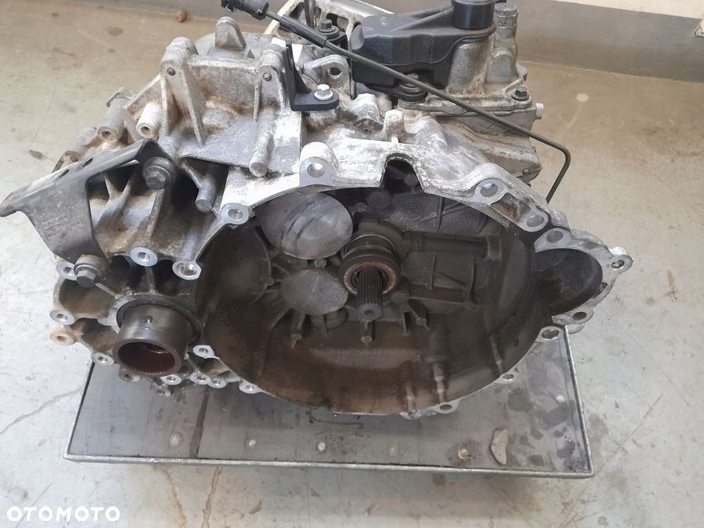 SKRZYNIA BIEGÓW MANUALNA GG9R7002AEC VOLVO XC60 AWD 2017R - 7