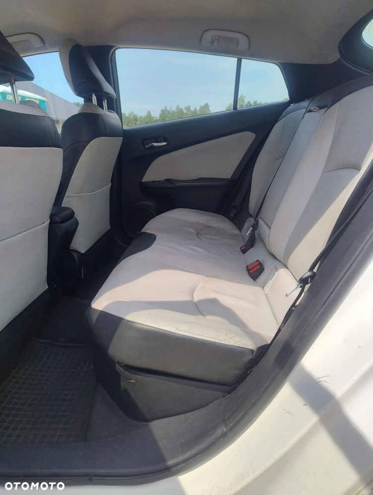 Toyota Prius 1.8 Hybrid Prestige - 4