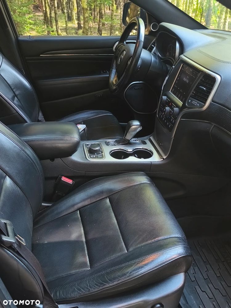Jeep Grand Cherokee 5.7 V8 Overland Summit - 14