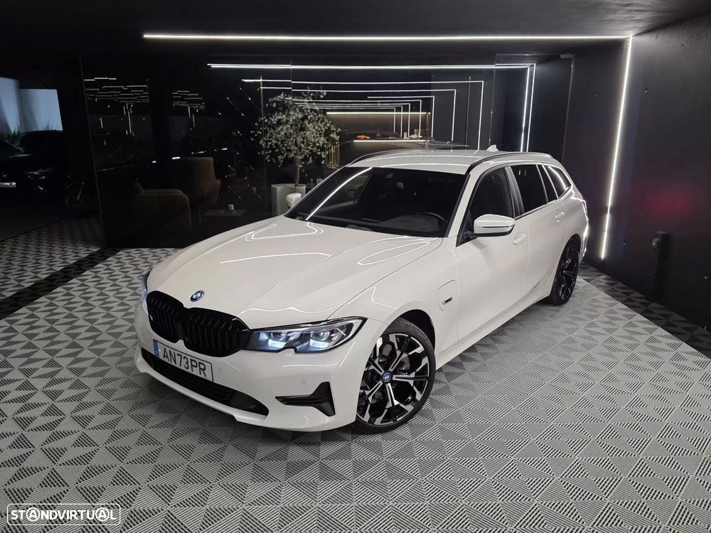 BMW 320 e Line Sport Auto - 1
