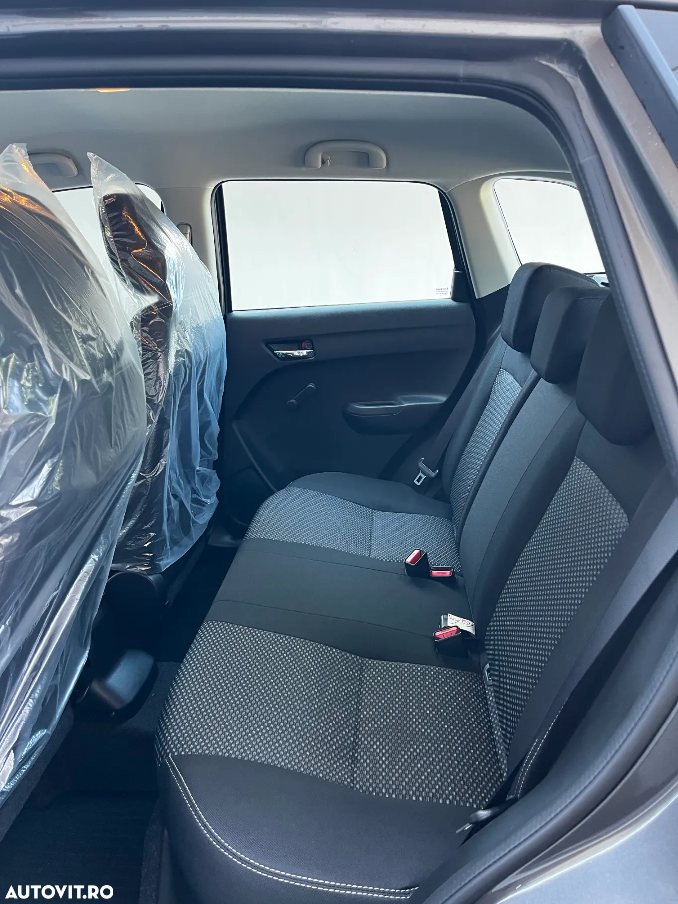 Suzuki Vitara 1.4 Boosterjet MHEV Cool - 13