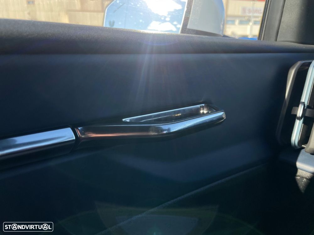 Volvo EX30 69 kWh Single Motor Extended Range Core - 16