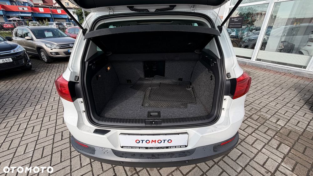 Volkswagen Tiguan 2.0 TDI DPF 4Motion BlueMotion Technology DSG Sport & Style - 21