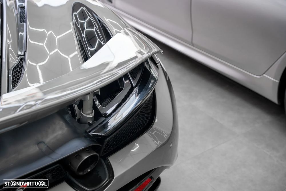 McLaren 720 - 14