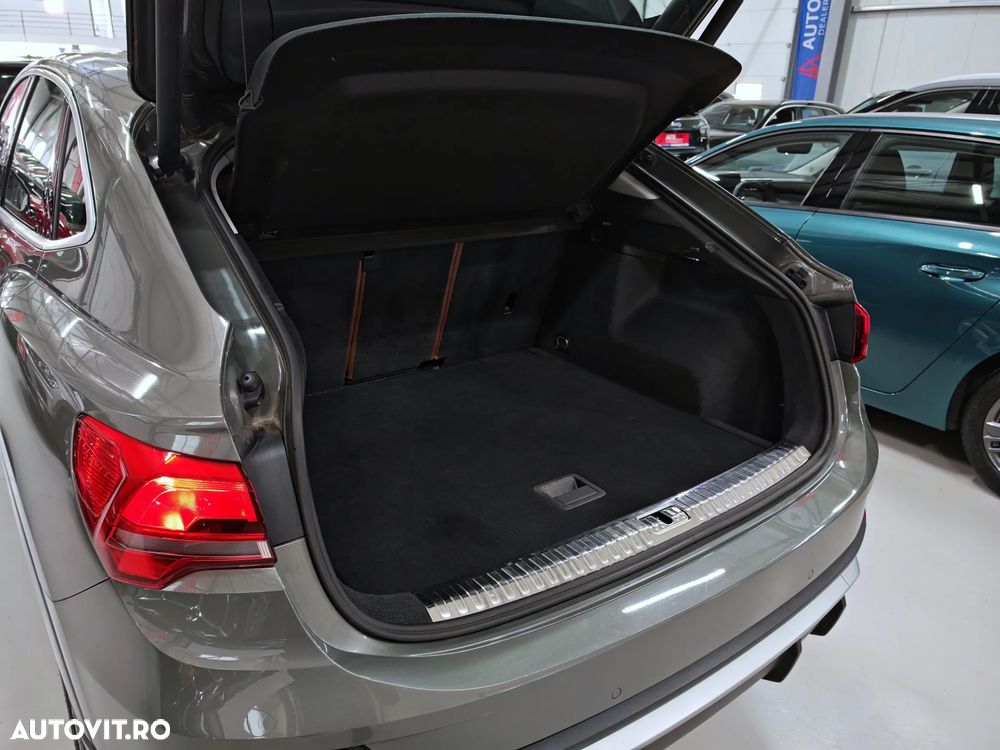 Audi Q3 Sportback 2.0 35 TDI S tronic S Line - 32