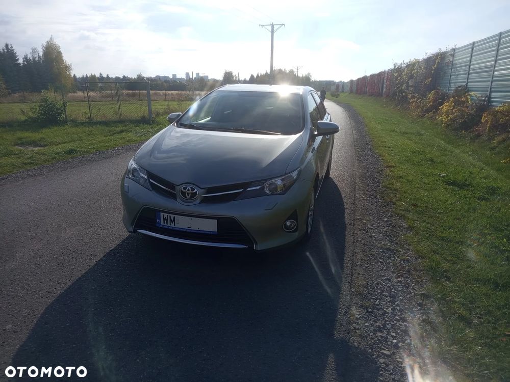 Toyota Auris - 7