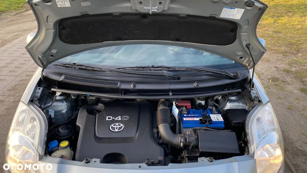 Toyota Yaris 1.4 D-4D Sol MM - 24