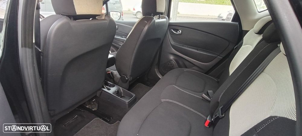 Renault Captur 1.5 dCi Exclusive - 10