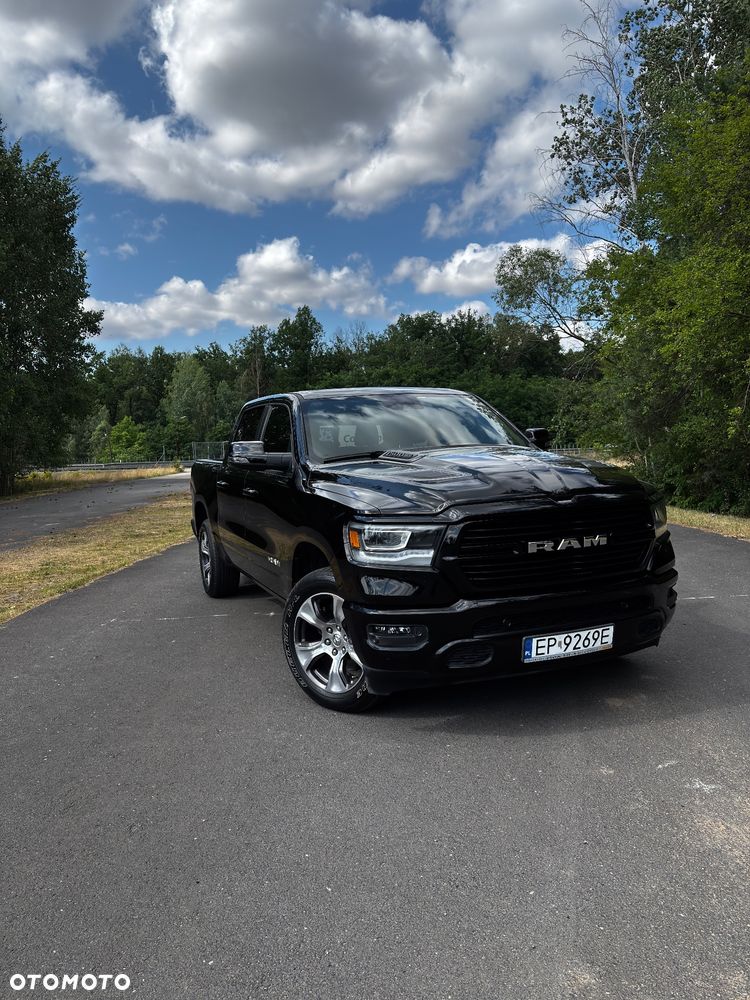 RAM 1500 5.7 eTorque Quad Cab Longbed Laramie Black - 1