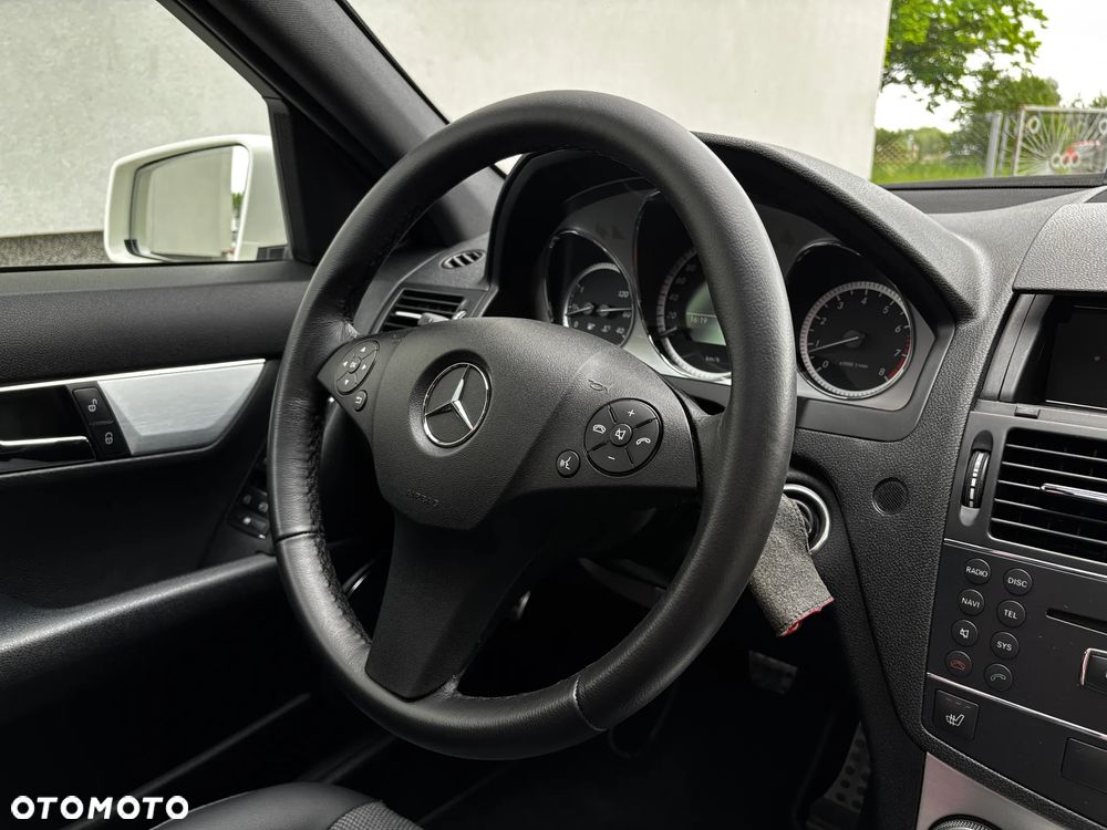 Mercedes-Benz Klasa C 200 Kompressor Avantgarde - 38