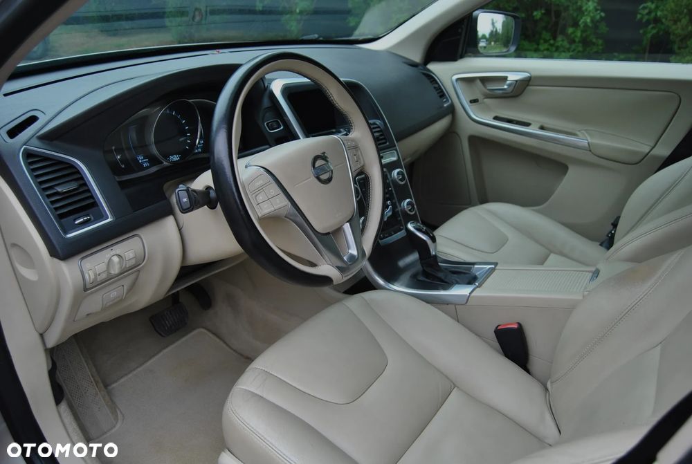 Volvo XC 60 T5 Geartronic Summum - 5