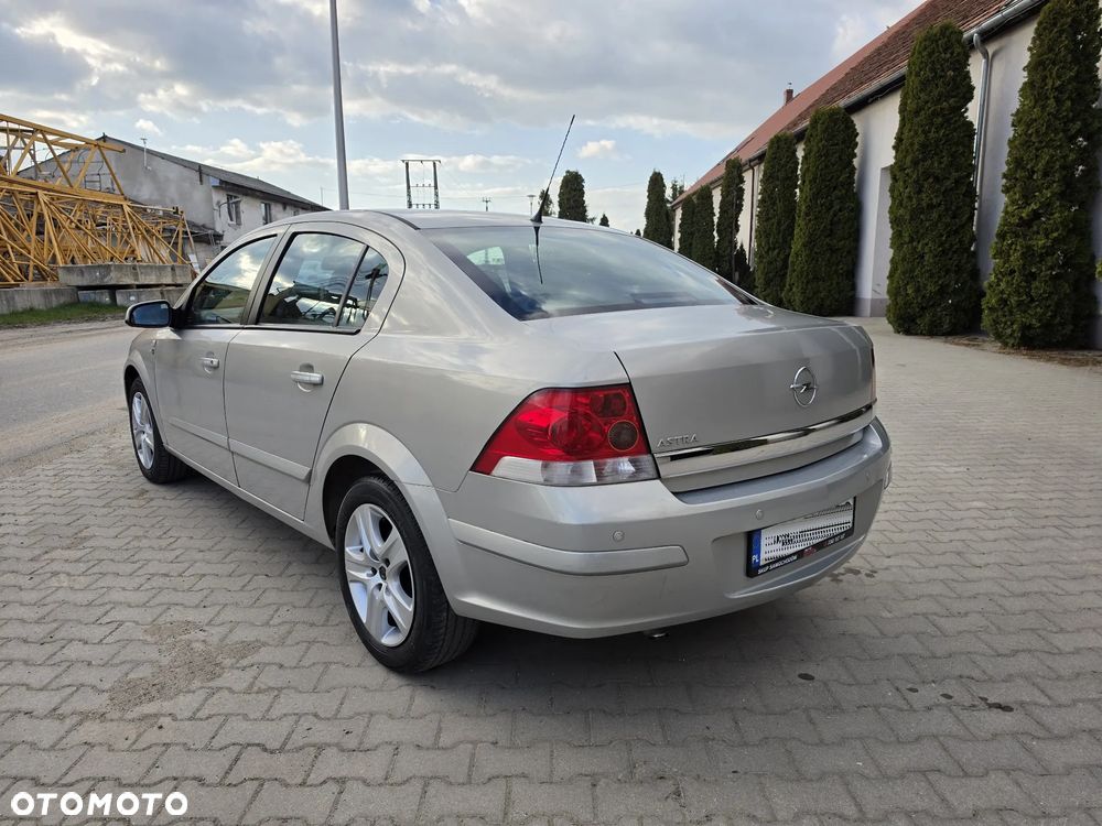 Opel Astra 1.6 111 - 3