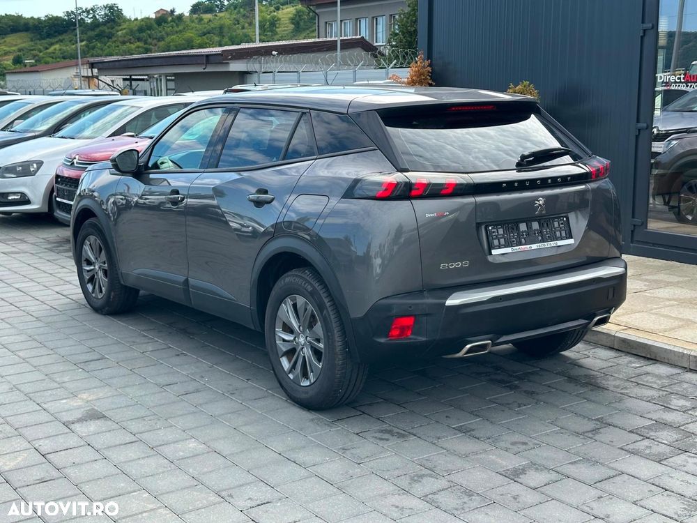 Peugeot 2008 - 4
