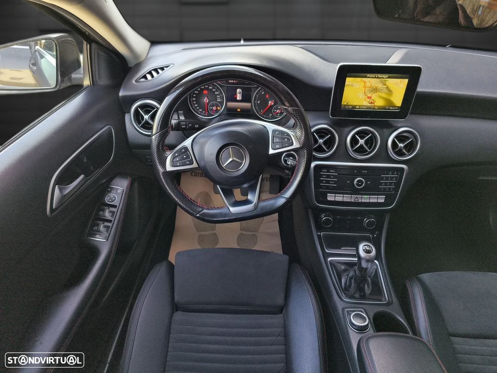 Mercedes-Benz A 180 d AMG Line - 7