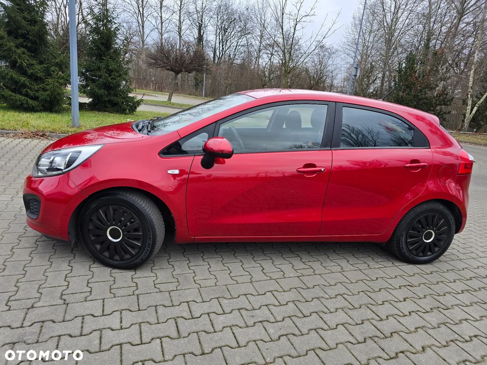 Kia Rio - 9
