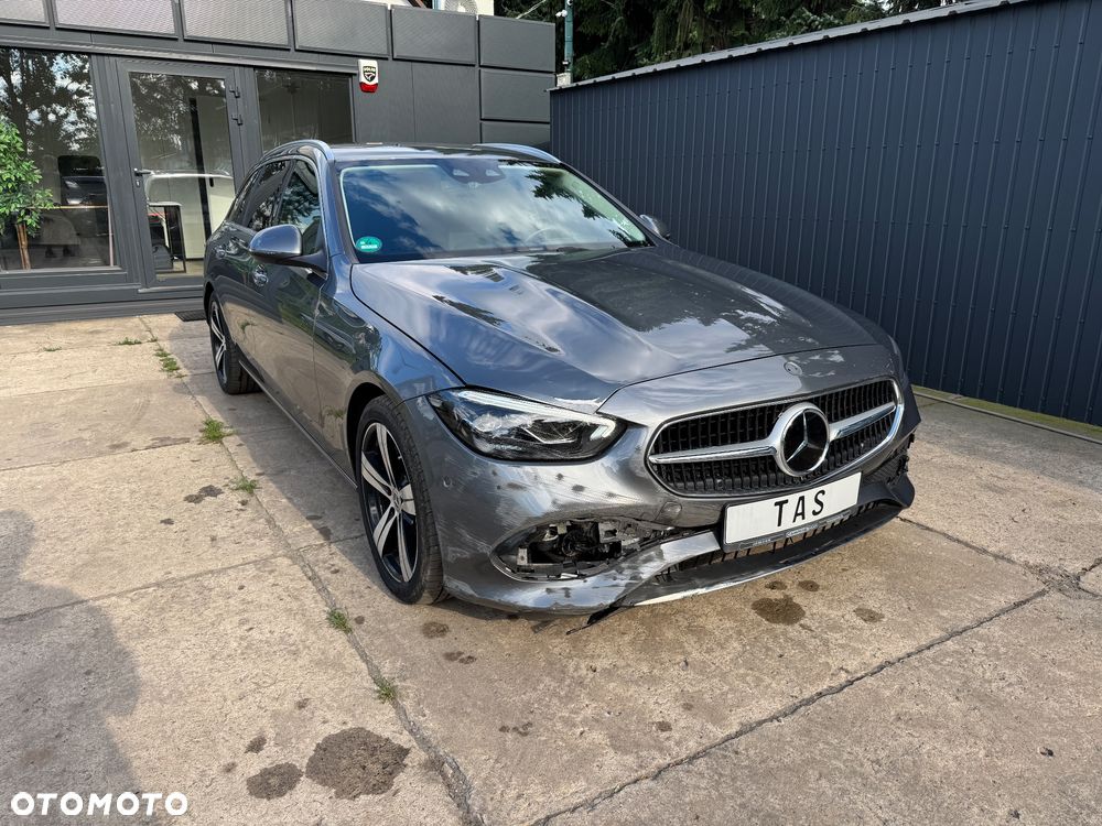 Mercedes-Benz Klasa C 200 d T 9G-TRONIC Edition Avantgarde - 3