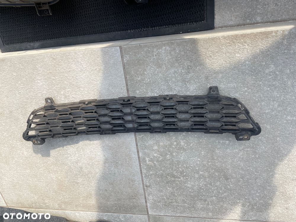 HALOGEN LAMPA PRZECIWMGIELNA LEWA SSANGYONG I LIFT  12-17 ROK - 7