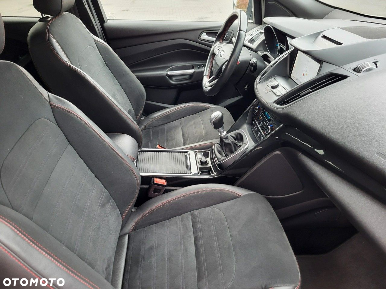 Ford Kuga - 18