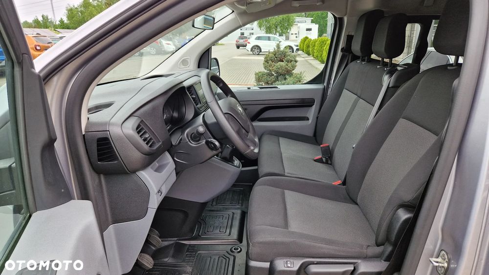 Toyota ProAce Kombi D-4D Medium 2,8t - 17