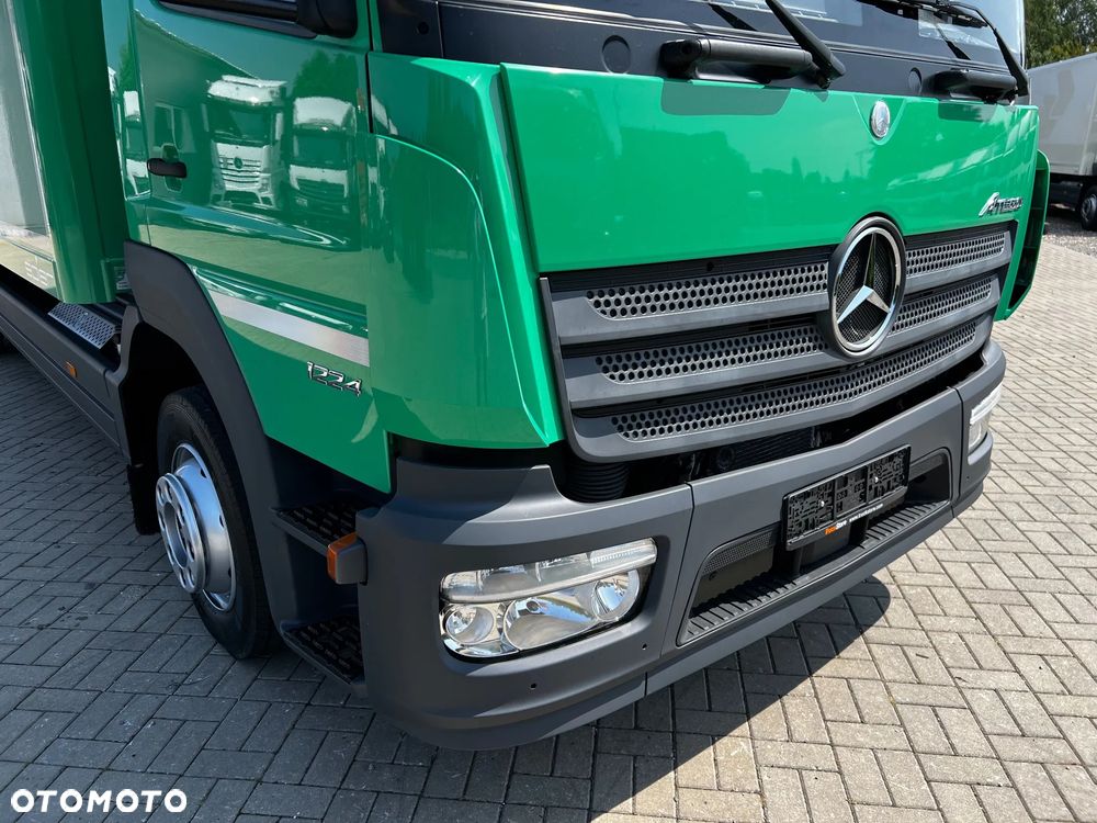 Mercedes-Benz ATEGO - 17