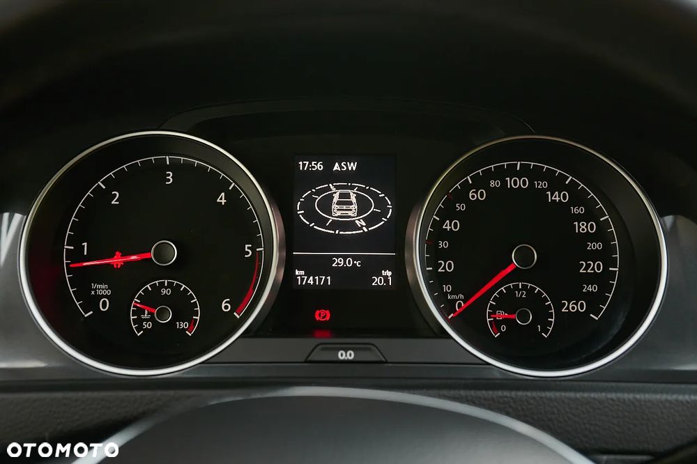 Volkswagen Golf VII 1.6 TDI BMT Highline - 24