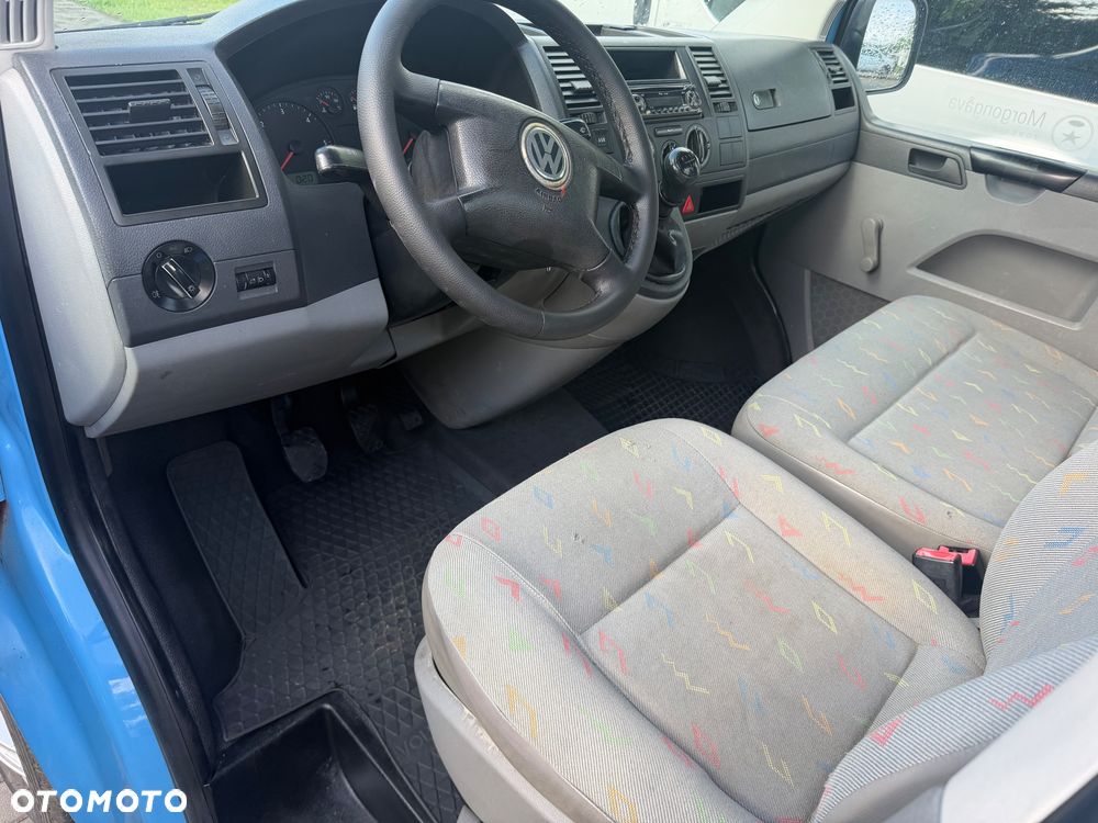 Volkswagen Transporter T5 - 12