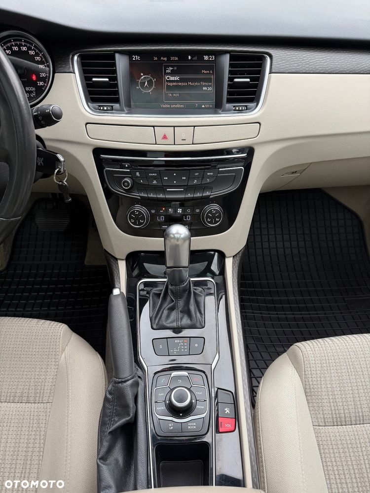 Peugeot 508 1.6 T Business Line - 32