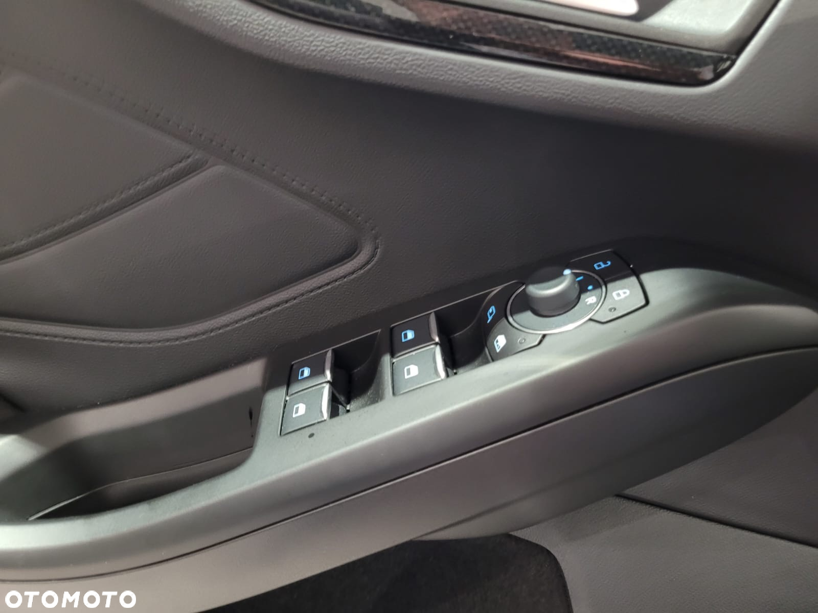 Ford Focus 1.0 EcoBoost mHEV ST-Line Style - 19