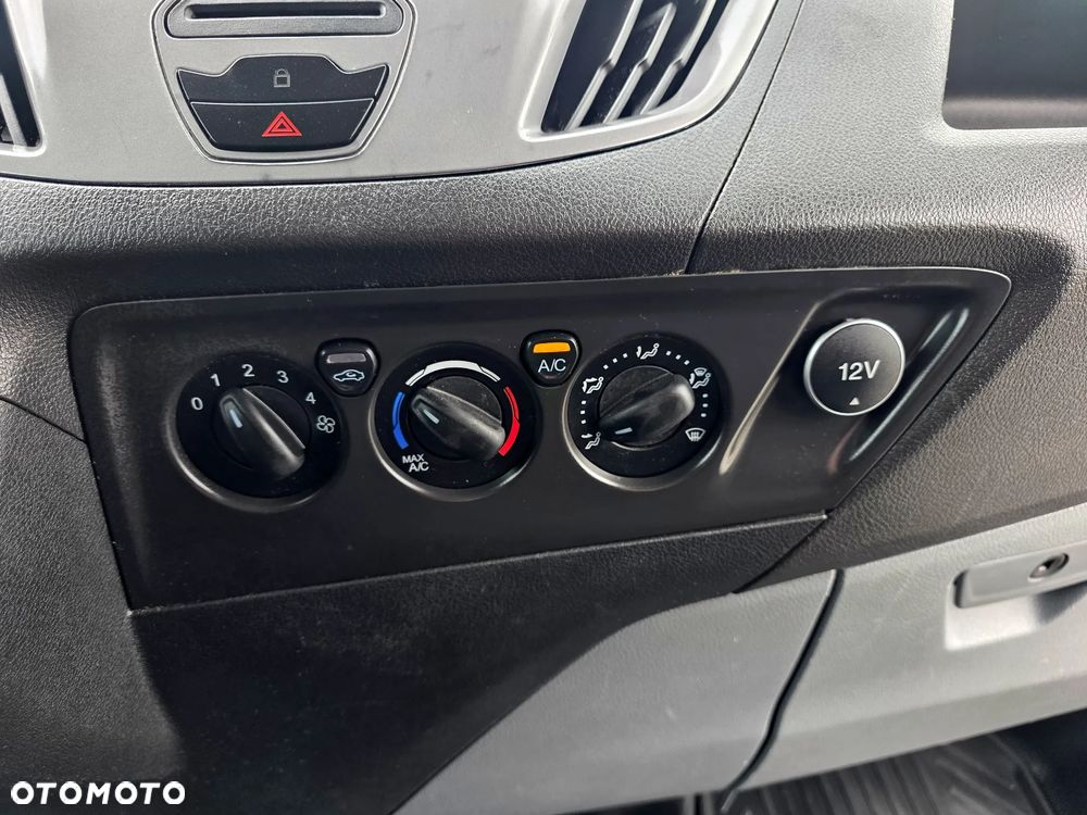 Ford TRANSIT CUSTOM 2,0 TDCI 130 KONNY DŁUGI L2H1 KLIMA ZABUDOWA WARSZTATOWA SORTIMO 156T/KM PRZEBIEGU GWARNCJA - 25