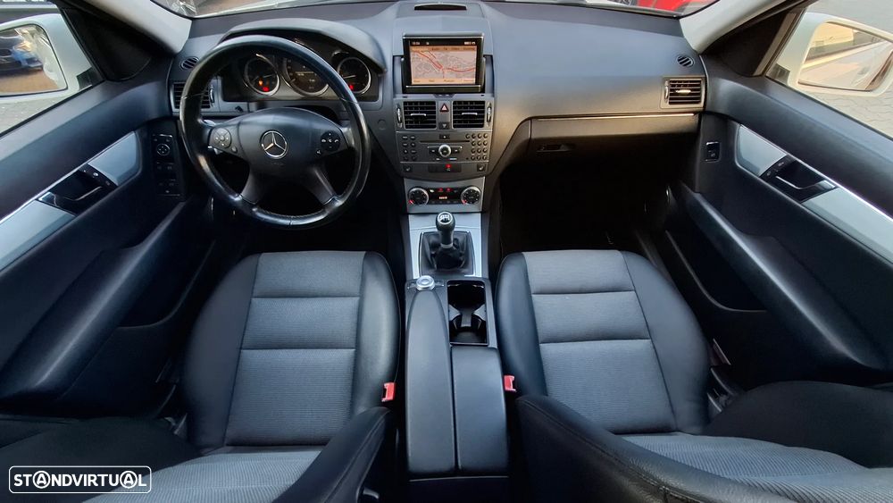 Mercedes-Benz C 220 Station CDI Avantgarde Edition - 35