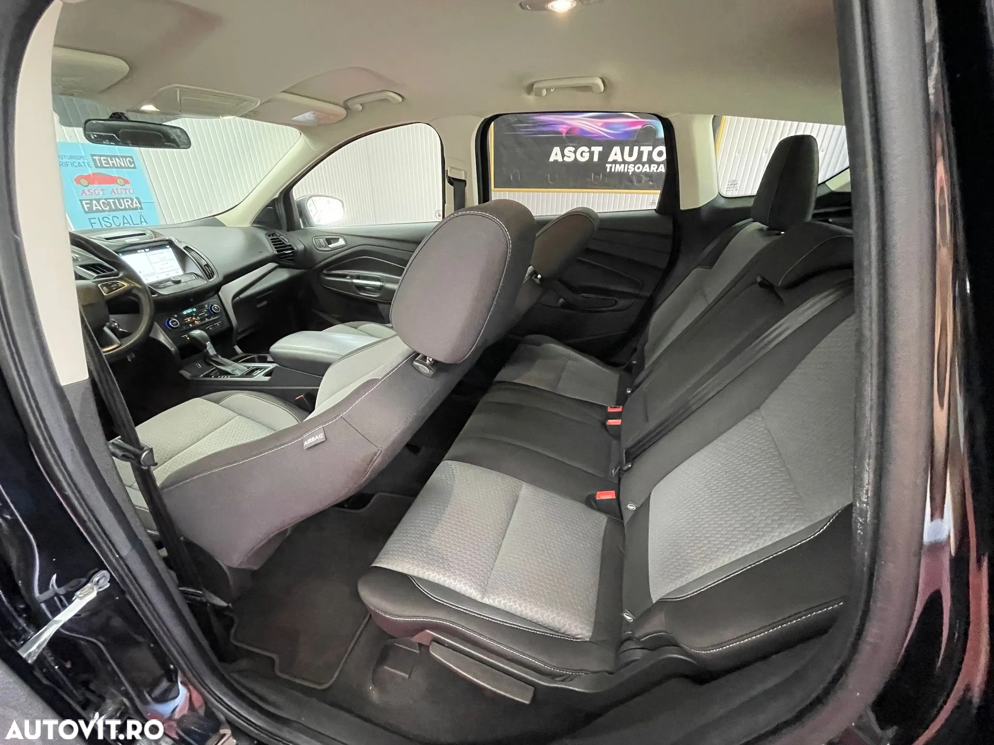 Ford Kuga - 13
