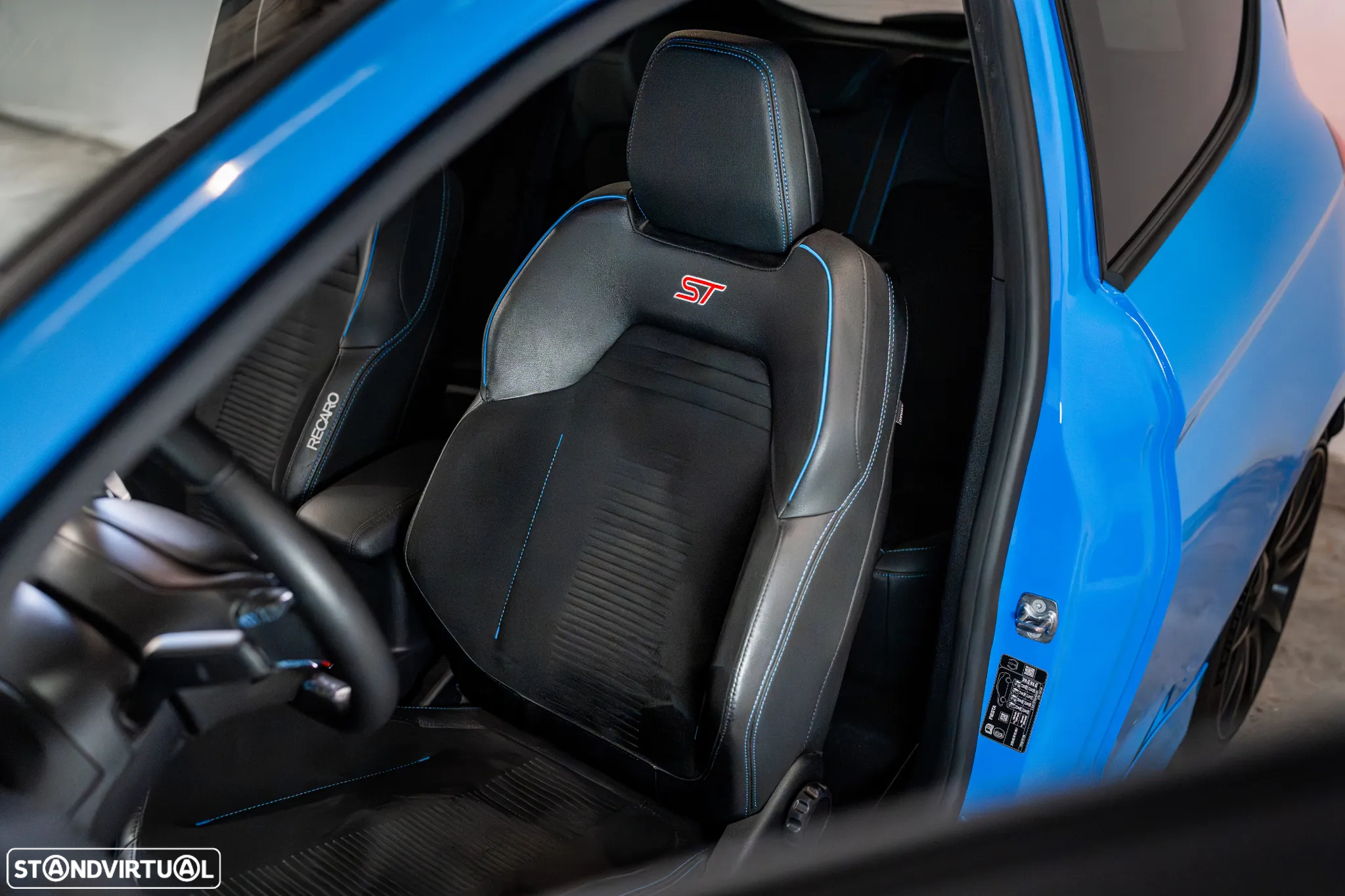 Ford Fiesta 1.5 EcoBoost S&S ST Edition - 11