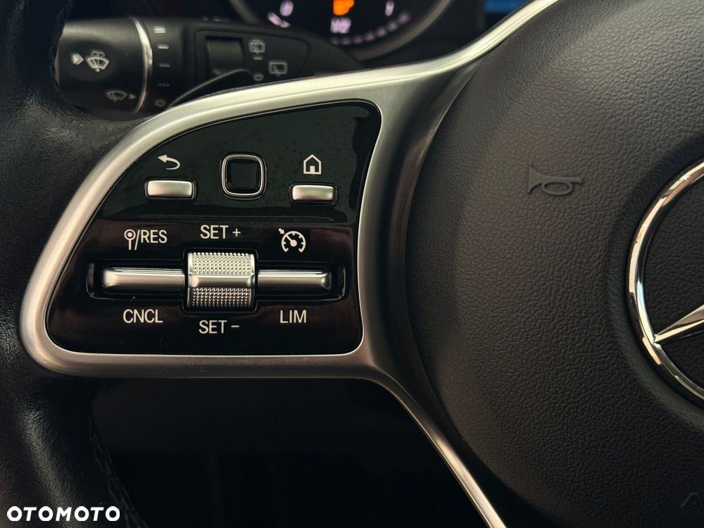 Mercedes-Benz GLC - 23